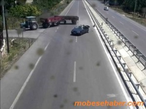 Bilecik mobese kamerasi trafik kaza goruntusu